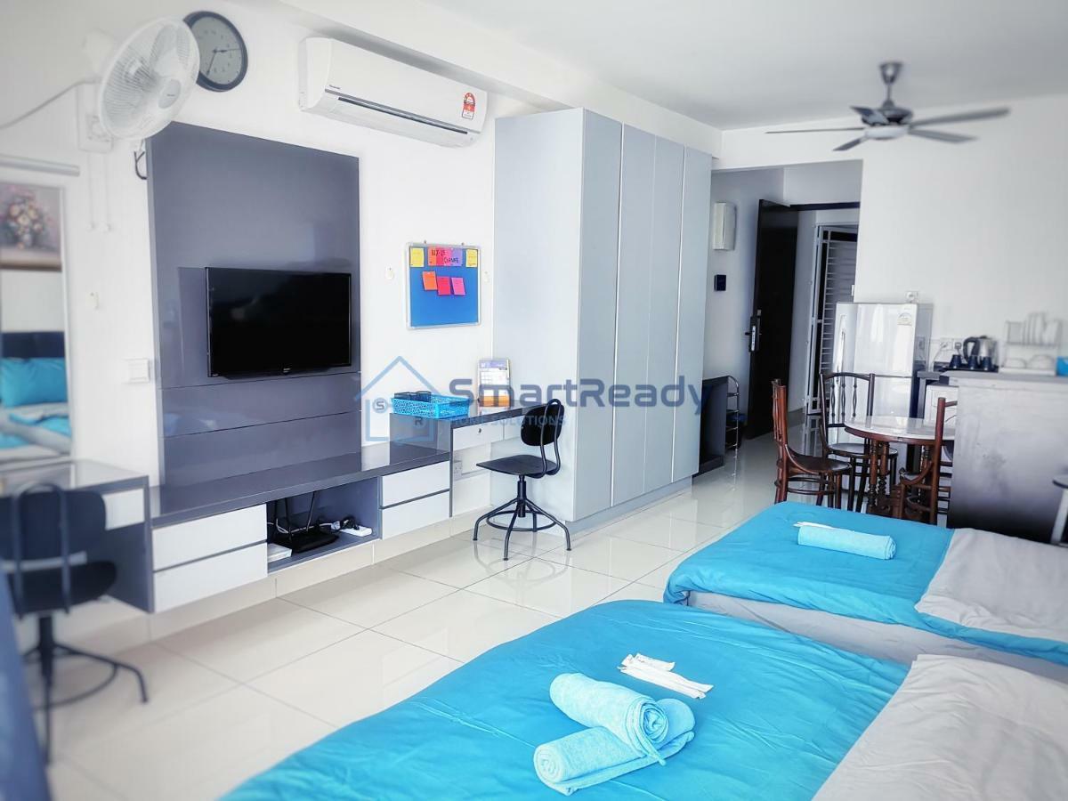 Residences At Daya By Sr Home Johor Bahru Exterior photo